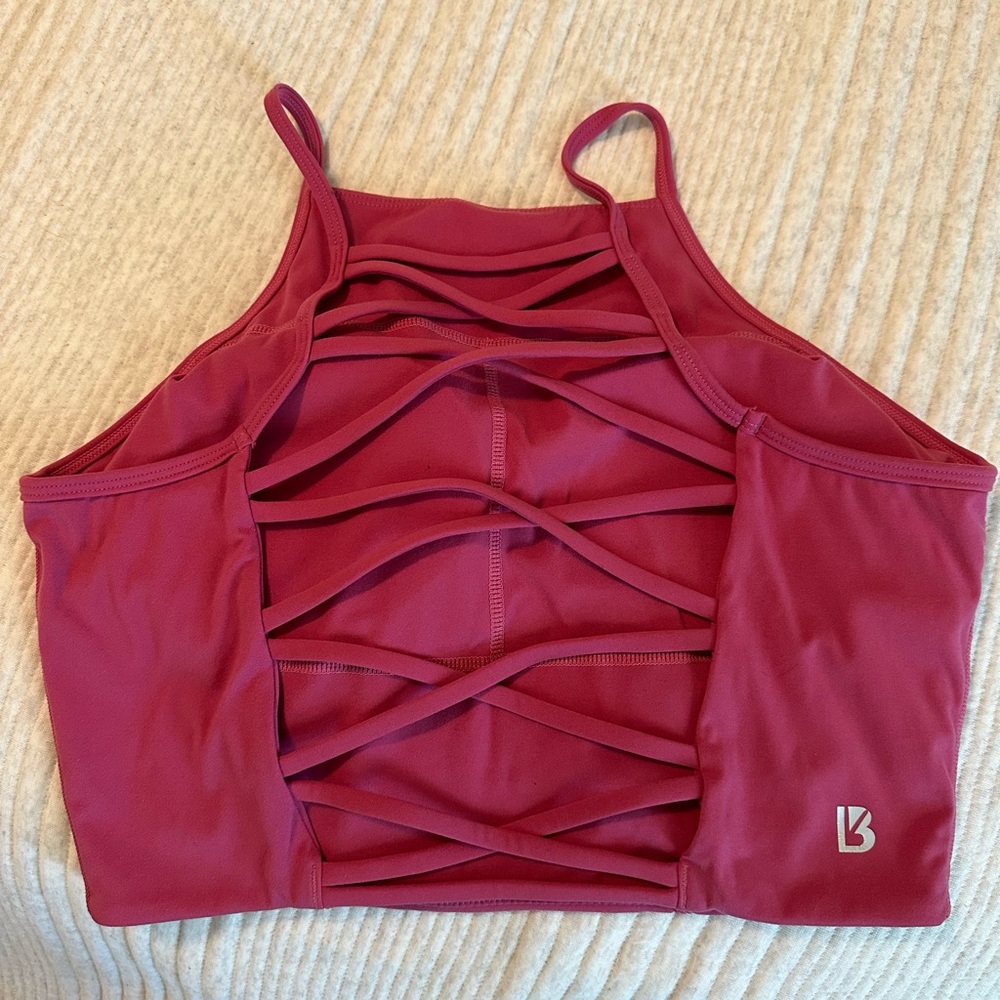Medium Buffbunny crop